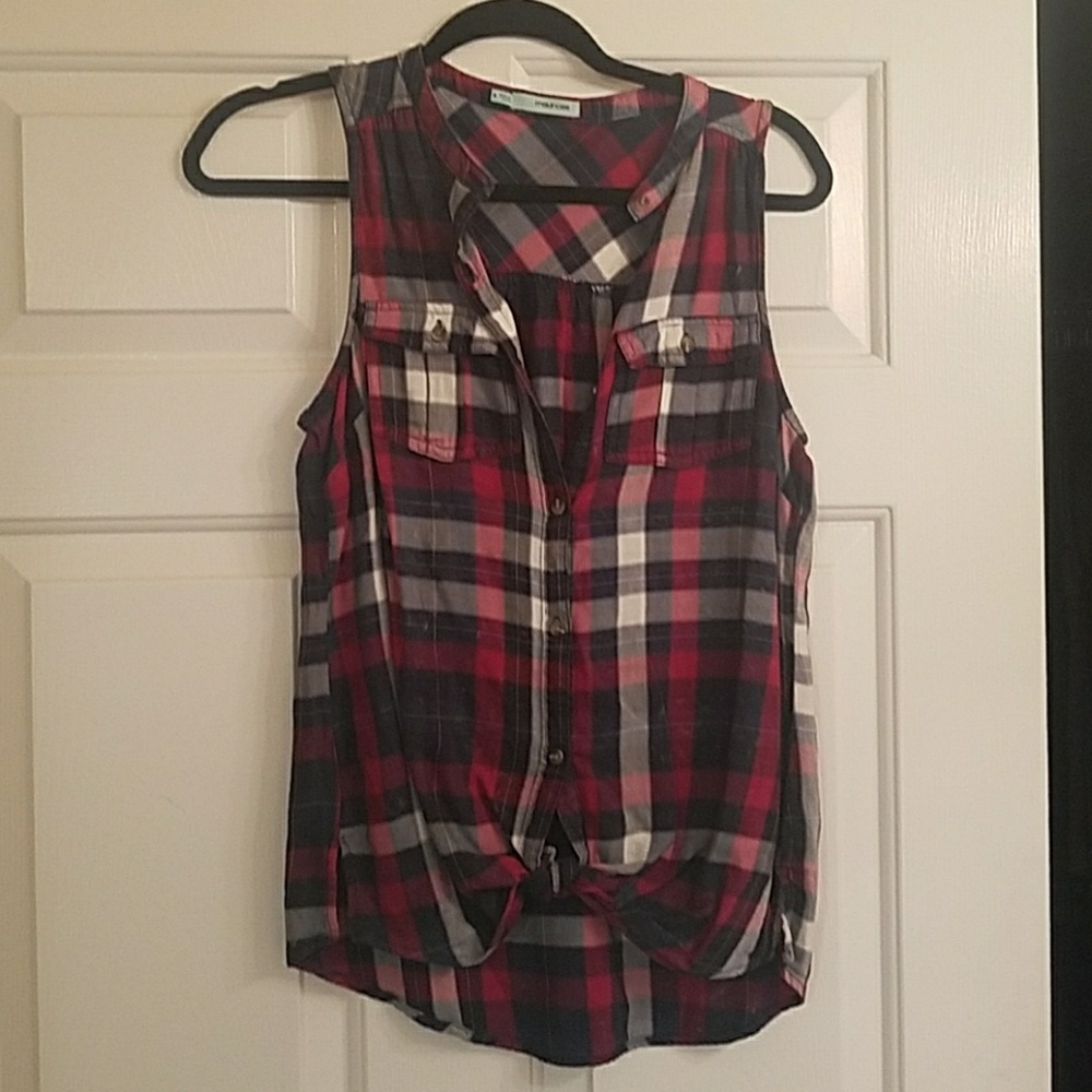 Plaid button up tank with tie detail